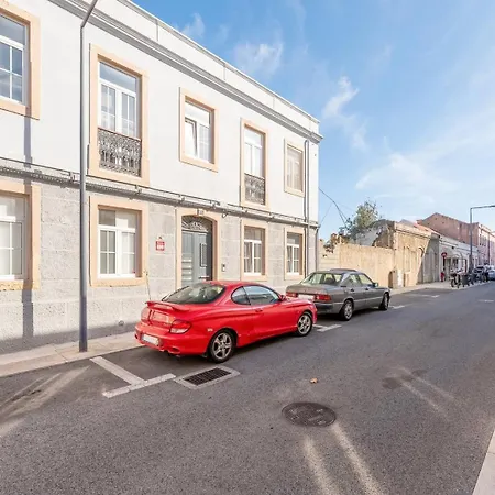 Guestready - Stylish Near Parque Das Nacoes * Lisboa